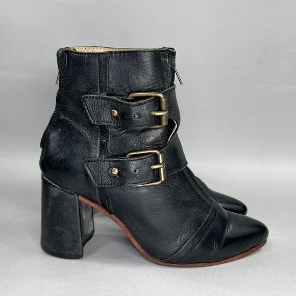 Freebird Joey Boots Women's Size 7 Distressed Black Leather Heeled Ankle Booties - Picture 1 of 15